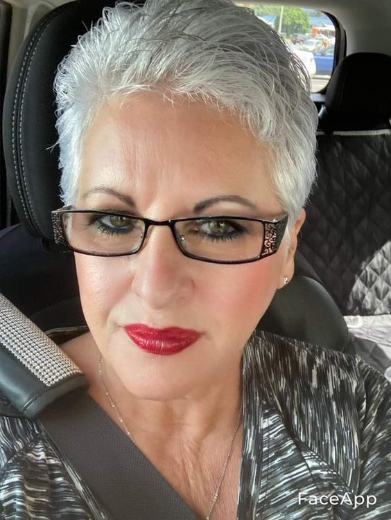 women over 50, short haircuts