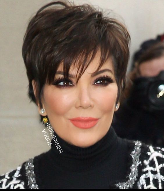 Stylish Short Haircuts for Women Over 60 to Try